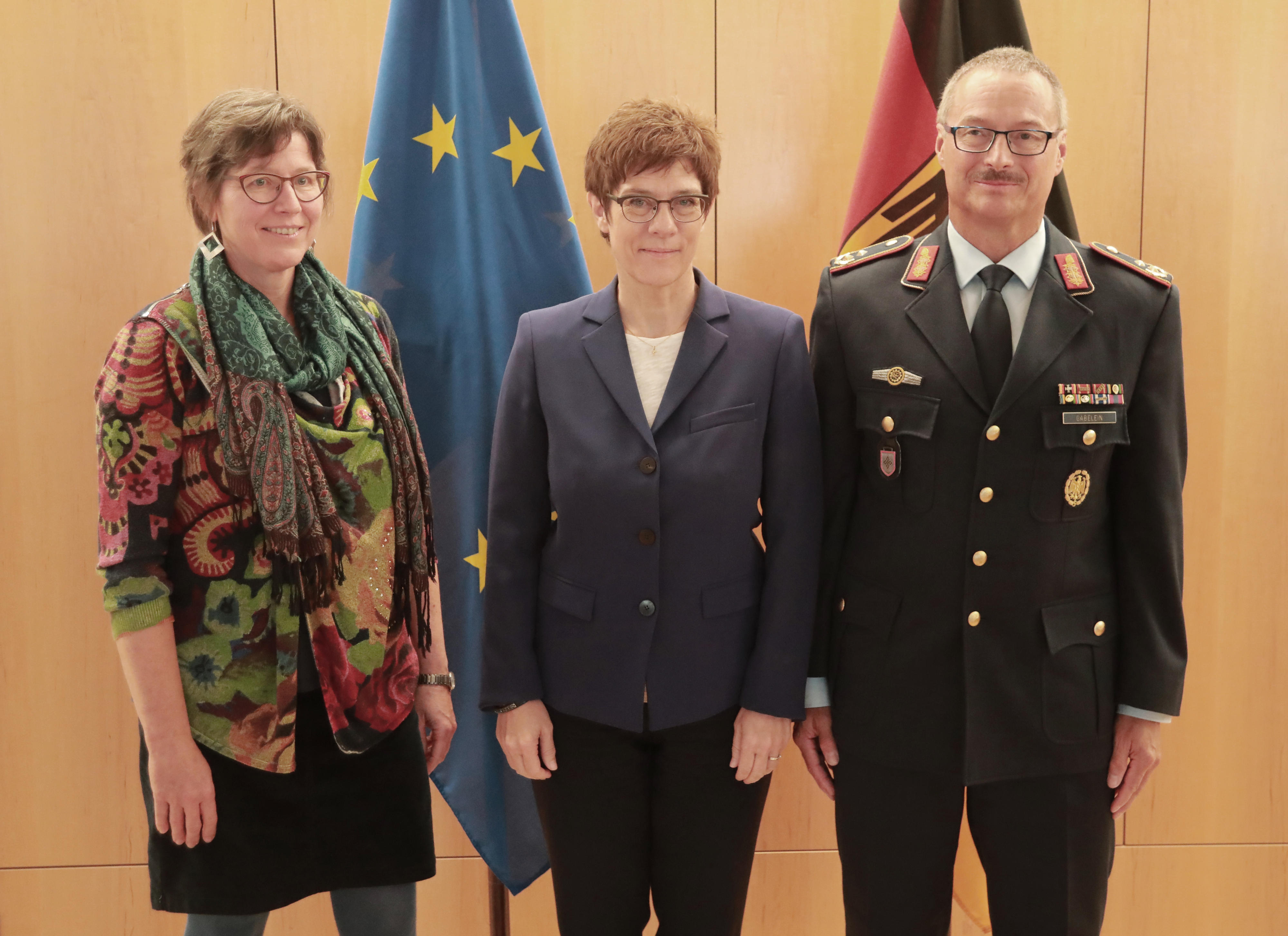 Verteidigungsministerin befördert den Amtschef des Planungsamtes 