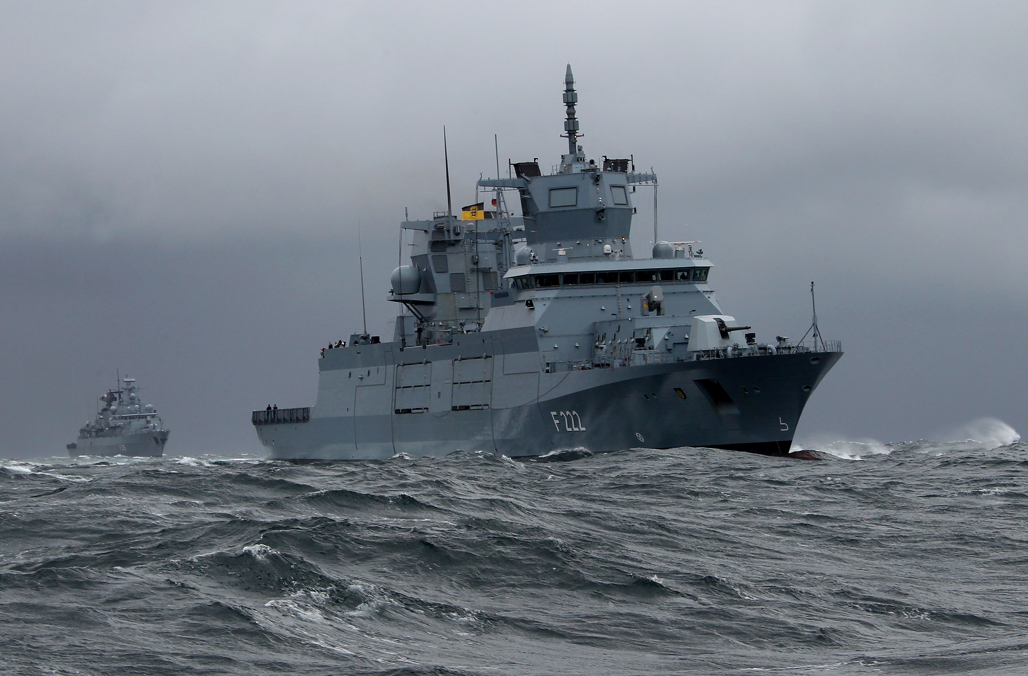 Zwei Fregatten der Marine im Skagerrak