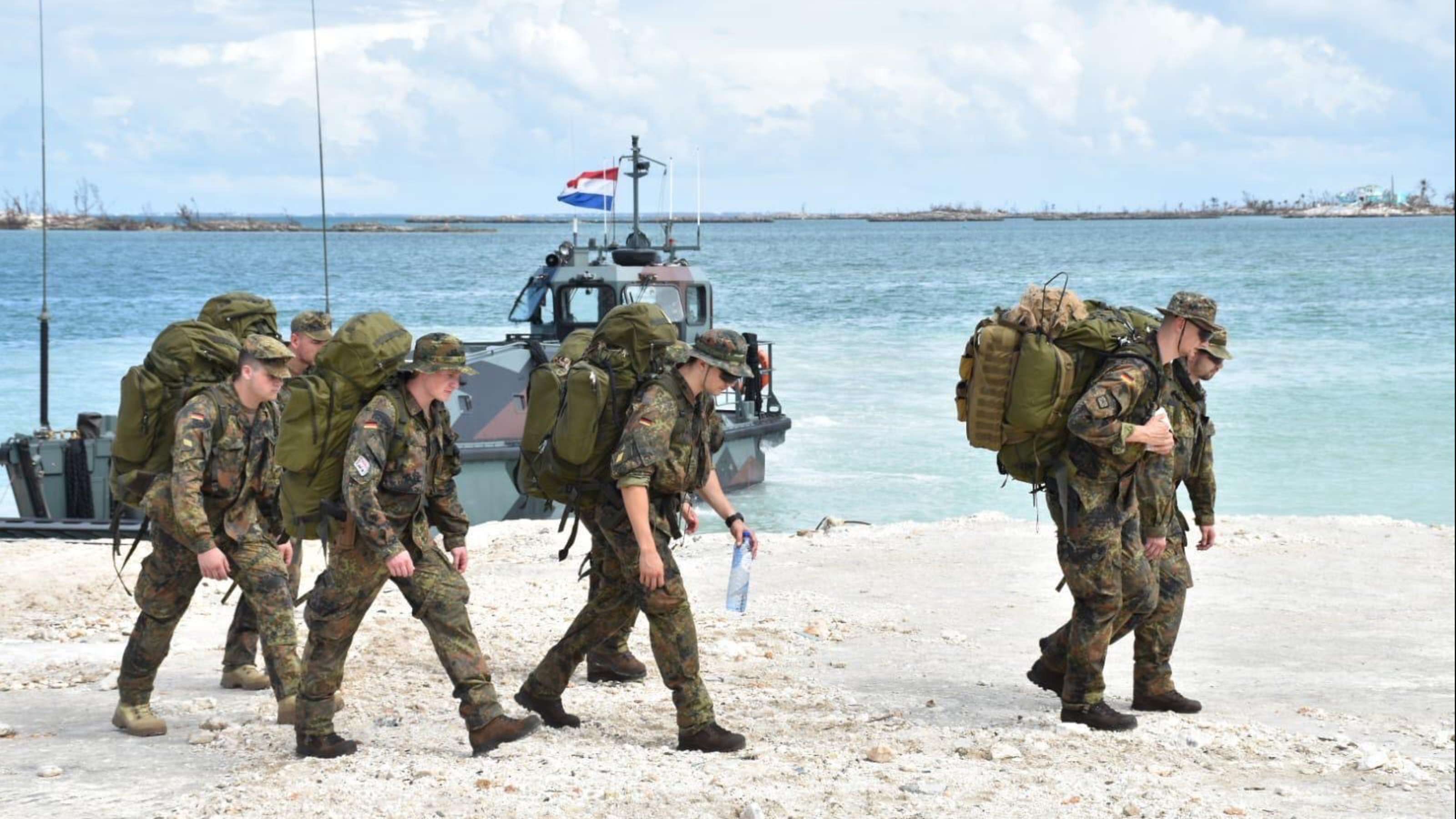Deutsch-niederländische Marine-Kooperation: Katastrophenhilfe in der ...