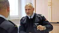 Oberstleutnant Lange im Interview.