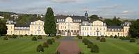 Diez an der Lahn Ein Lkw vor dem Schloss in Diez