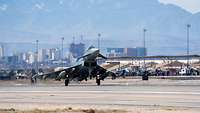 Eurofighter startet bei der Übung Red Flag Ein Eurofighter steigt zu einem Familiarization Flight auf