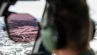 Die Sicht des A400M-Piloten auf die Landebahn des Flughafens Röros