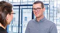 Philip Schäfer im Foyer seiner neuen Dienststelle