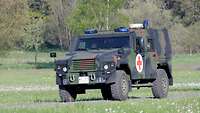 Rettungsfahrzeug Standort Rennrod Geschütztes Rettungsfahrzeug der Bundeswehr im Gelände