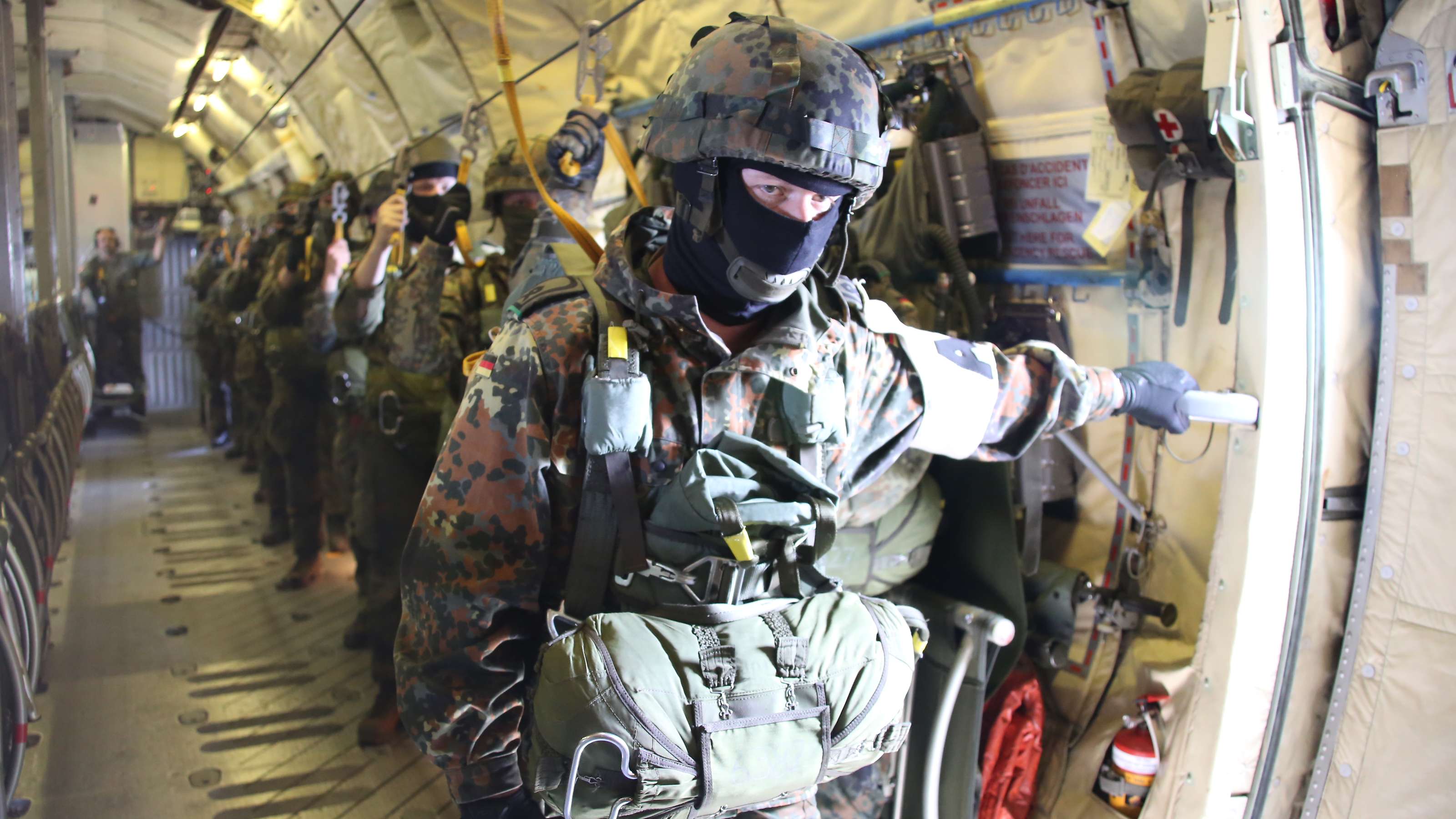 Sprungdienst des Fallschirmjägerregiments 31