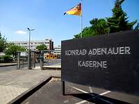 Konrad-Adenauer--Kaserne Einfahrt