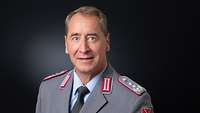 Porträtfoto Oberst i.G. Peter Fischer
