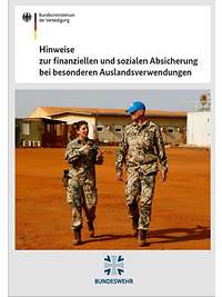 Foto einer Soldatin und eines Soldaten im Einsatz