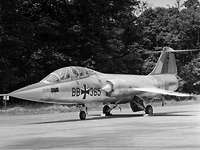 Starfighter auf der Startbahn