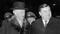 Black and white picture of Konrad Adenauer and Franz Josef Strauß