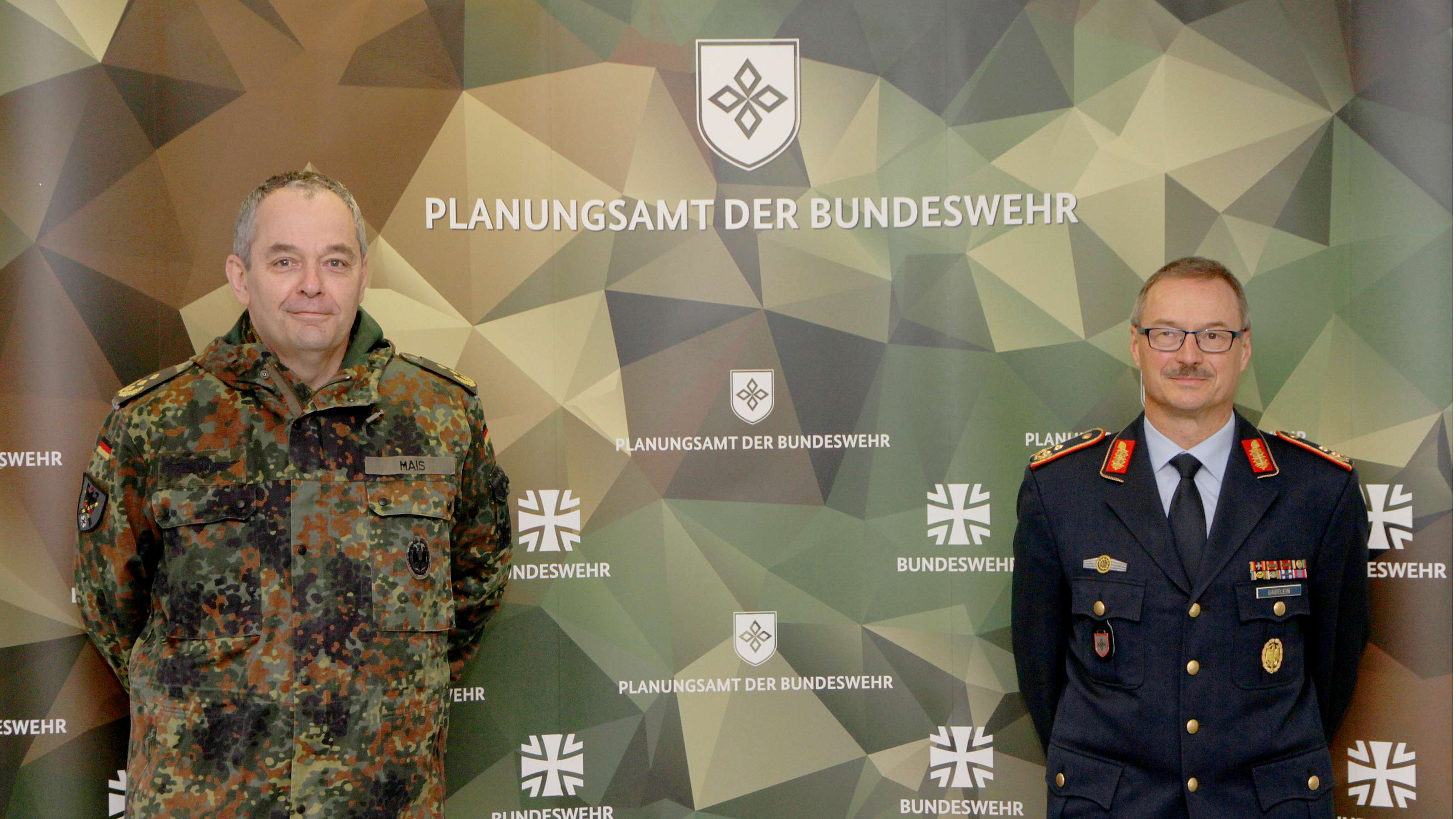 Inspekteur des Heeres besucht das Planungsamt