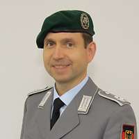 Porträt eines Soldaten in Uniform