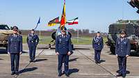 Übergabe Kommandierender General Generalleutnant Helmut Schütz