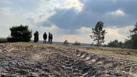Die Kompass-Redaktion in Gesprächen mit Soldaten auf dem Truppenübungsplatz Klietz