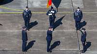 Übergabe Kommandierender General Generalleutnant Helmut Schütz