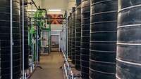 Ein große Pumpsystem, indem sich Wasservorräte befinden.