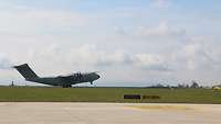 A400M3 A400M am Fliegerhorst Wunstorf hebt ab