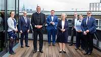 Das zebis-Team mit Gästen aus der Militärseelsorge