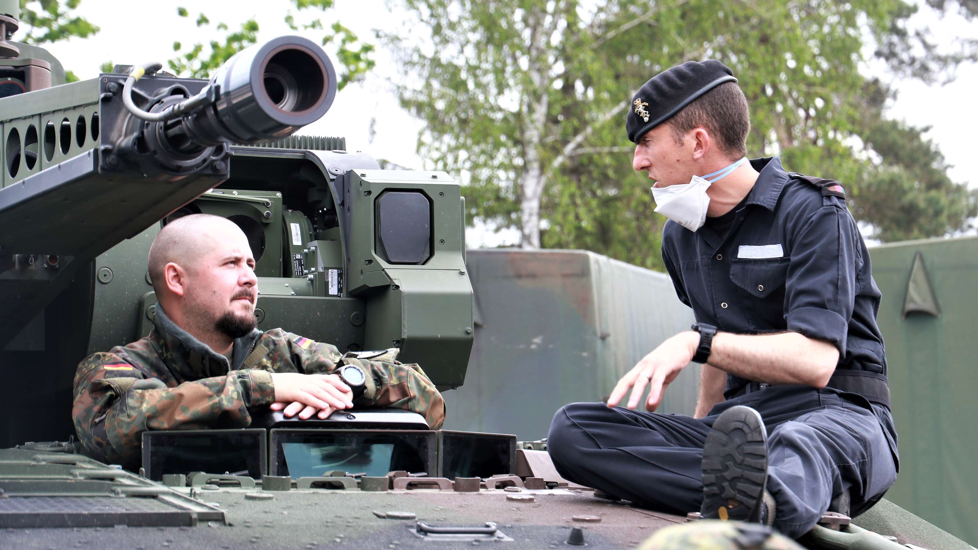Britische Panzersoldaten zu Besuch in Augustdorf