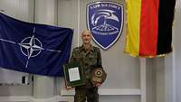 Alexander Plochmann mit dem SACEUR Recognition Award