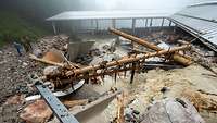 Die zerstörte Bob- und Rodelbahn in Königsee nach dem Hochwasser