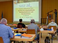 Seminar für ausscheidende Berufssoldatinnen und Berufssoldaten Seminar für ausscheidende Berufssoldatinnen und Berufssoldaten
