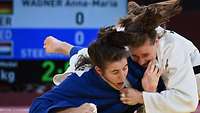 Zwei Judoka im Kampf