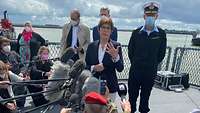 Bundesverteidigungsministerin im Interview
