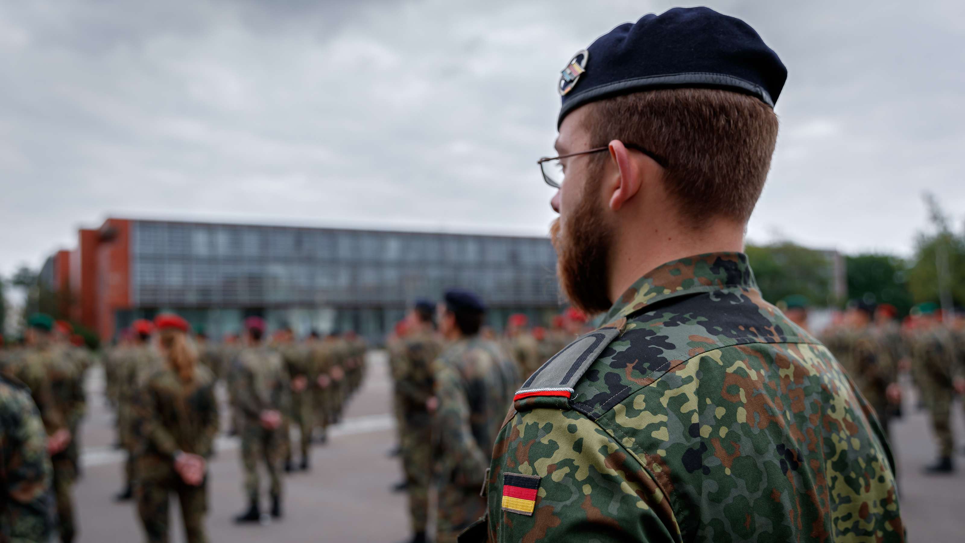 irregulär Tsunami Konzession offizierschule des heeres dresden tag der offenen tür Spucke ...