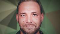 Frontalaufnahme des Soldaten