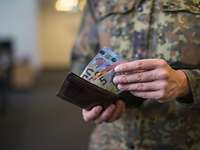 Besoldung und Versorgung Besoldung und Versorgung