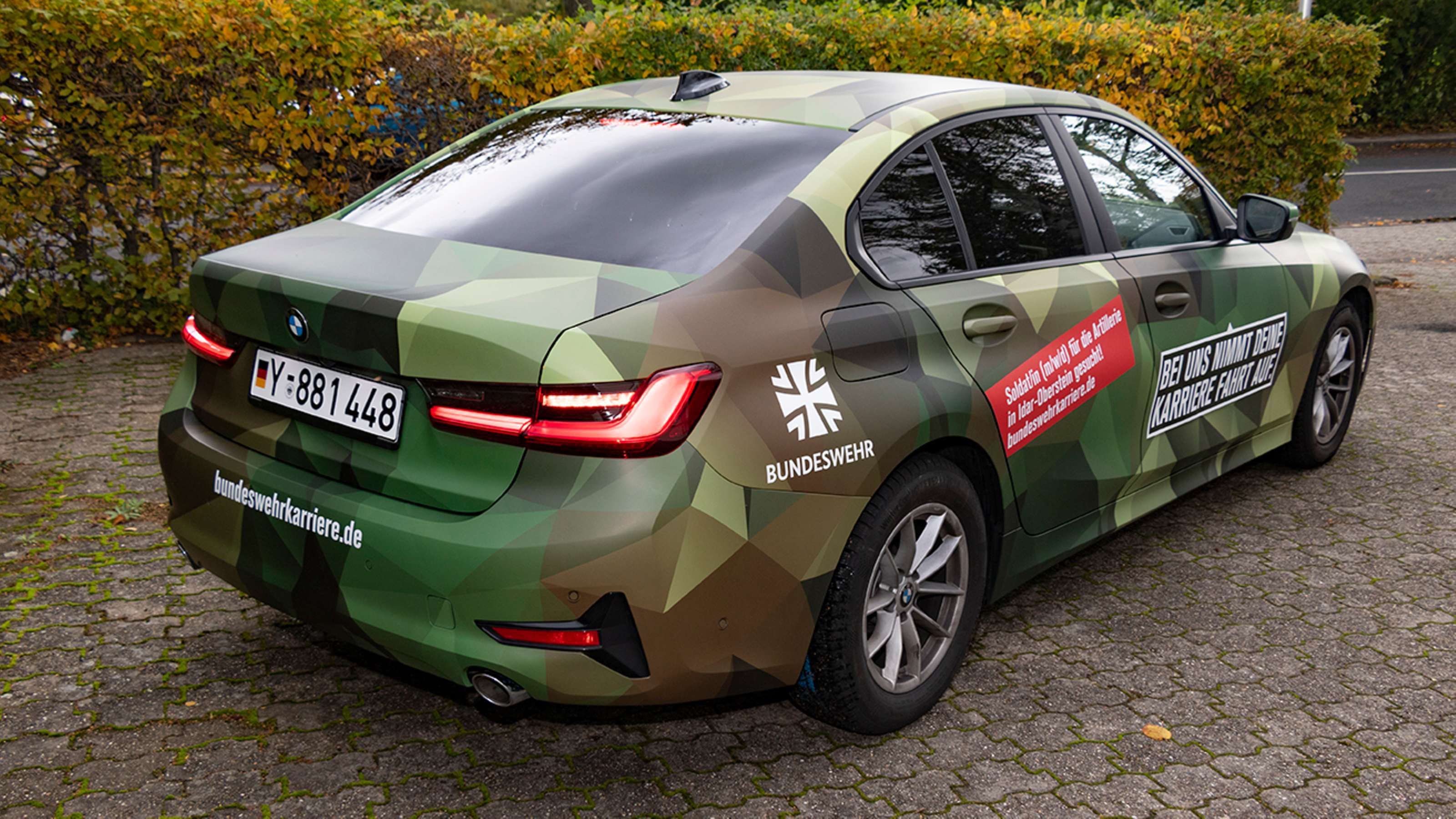 Dienstwagen der Bundeswehr im PolygonDesign