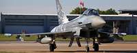 Eurofighter Ein Düsenjet rollt zum Start