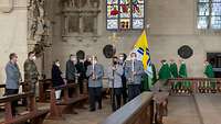 Einzug der Zelebranten zum Gottesdienst