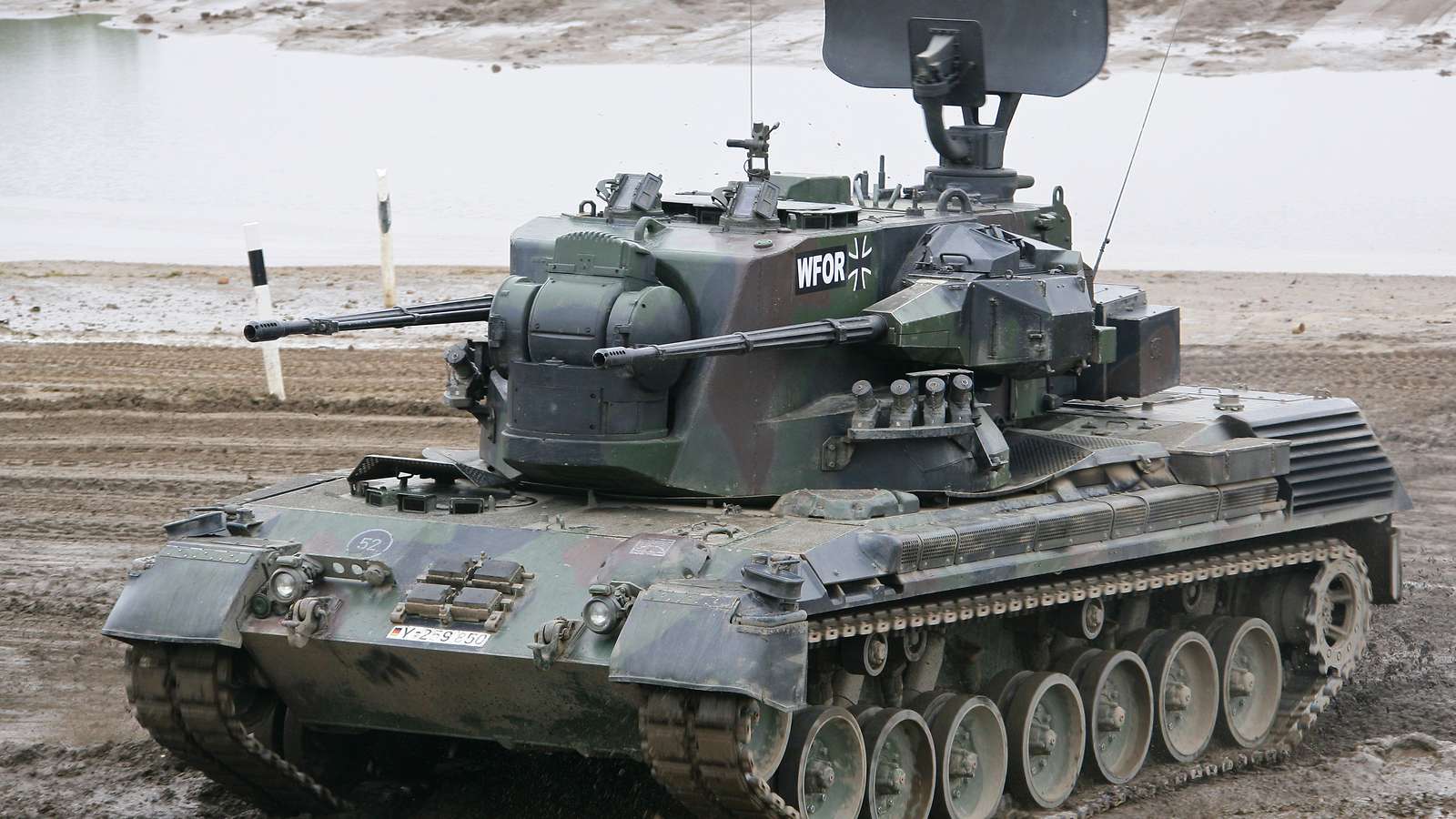 flugabwehrkanonenpanzer-gepard-1-a2.jpg