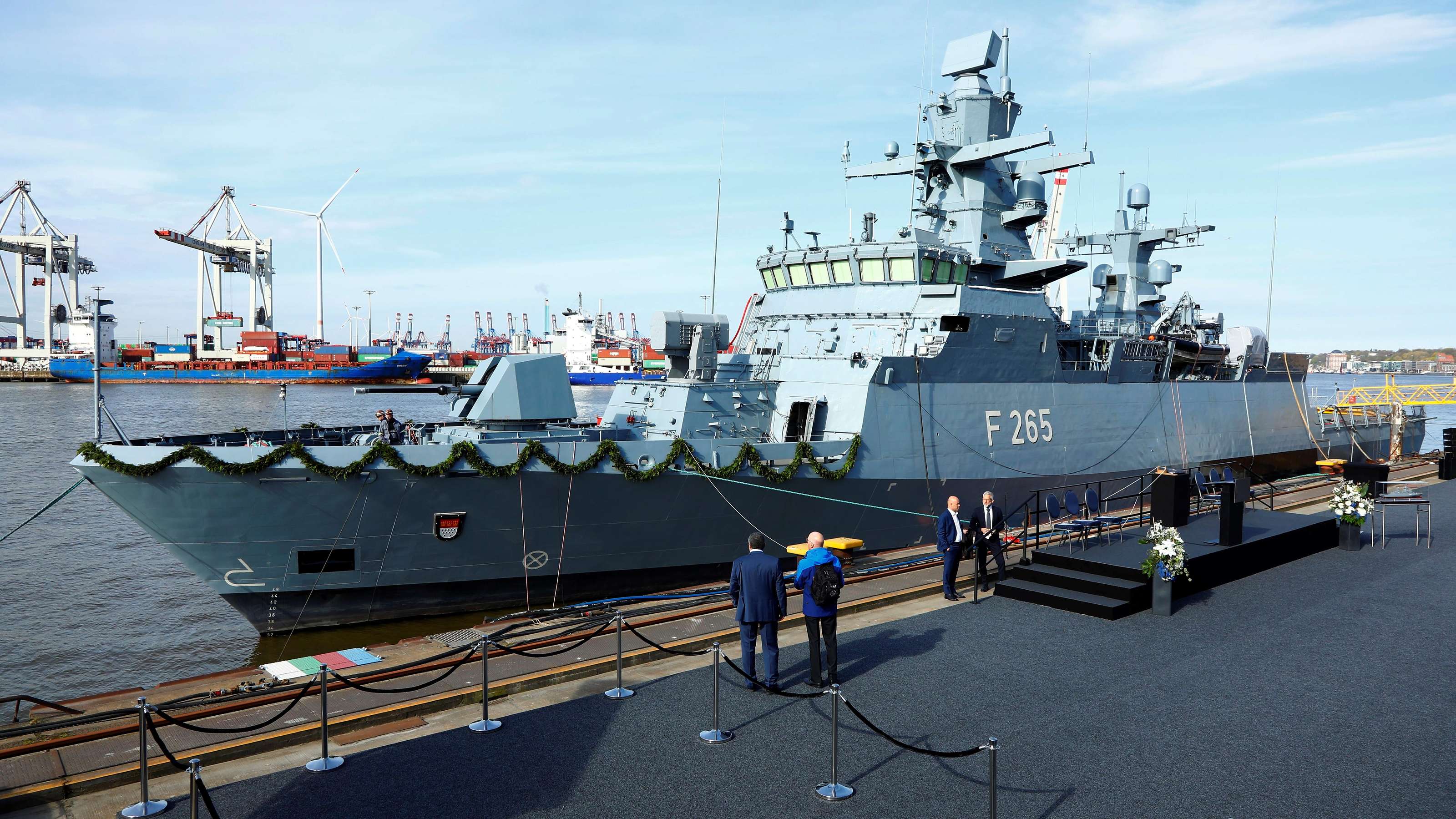 Neue Korvetten „Köln“ in Hamburg getauft