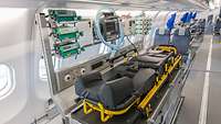 Eine Patiententransporteinheit im Airbus A330 MRTT MedEvac.