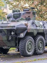 ein Spähpanzer Luchs als Ausstellungsstück