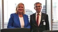 Die Wehrbeauftragte Dr. Eva Högl und Prof. Dr. Thomas R. Elßner