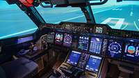 Das Cockpit eines Simulators.
