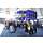Ein Messestand der Bundeswehr, Besucherinnen und Besucher werden an Tischen und Bildschirmen beraten
