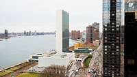 Aus der Vogelperspektive: Das Hauptquartier der Vereinten Nationen in New York am East River