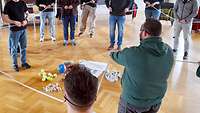 Die Teilnehmer bei einem Sinne-Training