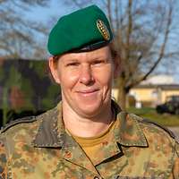 Die erste weibliche Oberstabsfeldwebel der Heereslogistik