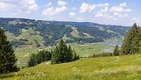 Blick vom Allgäuhaus in Wertach Richtung Grüntensee