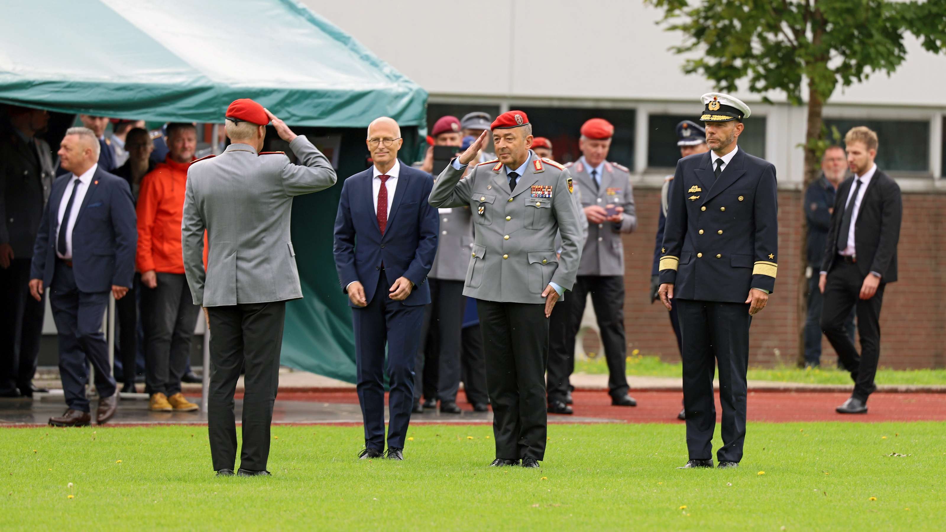 Bilder aus der Bundeswehr und die Geschichte dahinter
