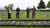 Gedenken an die Toten auf dem Soldatenfriedhof Važec