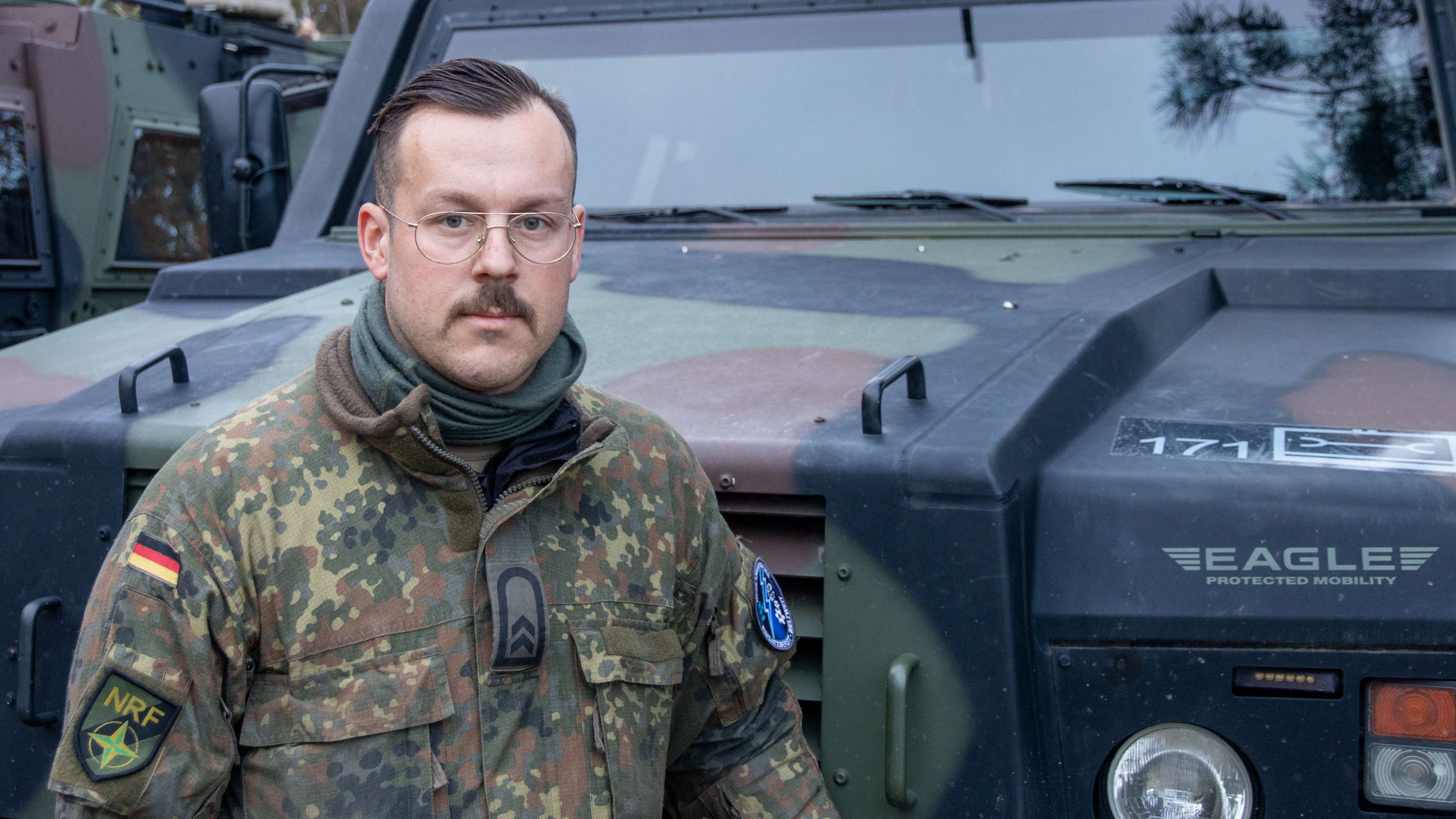 Oberfeldwebel Christopher stellt die Führungsfähigkeit sicher