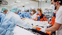 Das Schock-Team im Bundeswehrkrankenhaus im Ulm